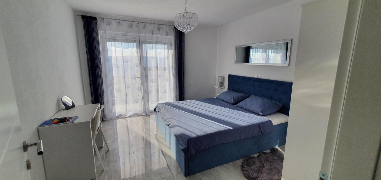 Apartmani Naomi&Leo 塞尼 外观 照片