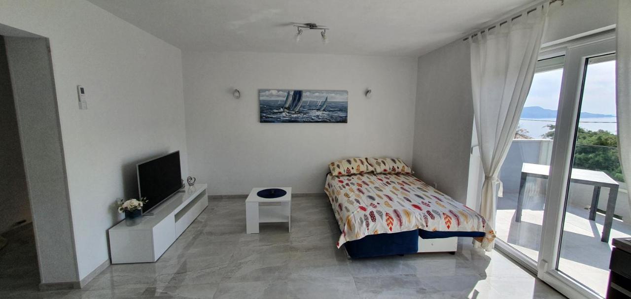 Apartmani Naomi&Leo 塞尼 外观 照片