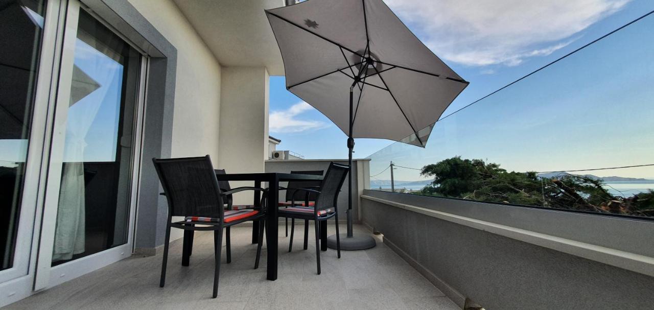 Apartmani Naomi&Leo 塞尼 外观 照片